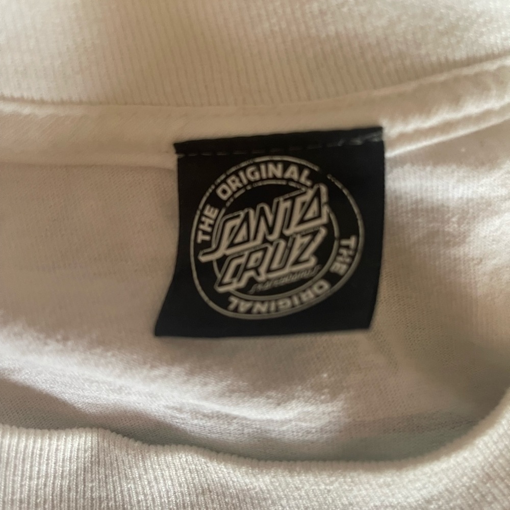 Santa Cruz tee